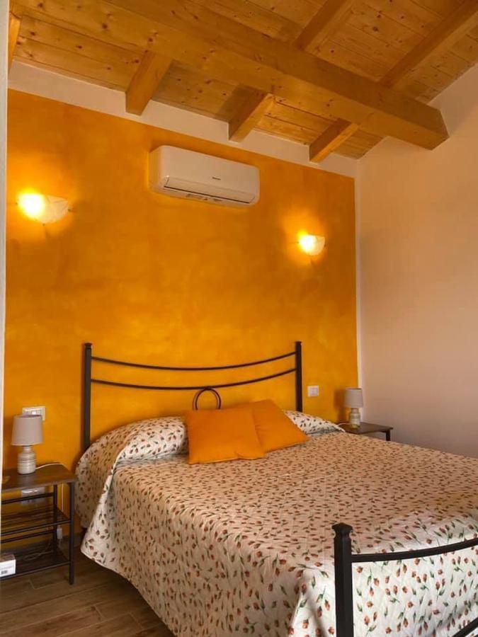 Il Melarancio Bed and Breakfast Pescia Romana Exteriör bild