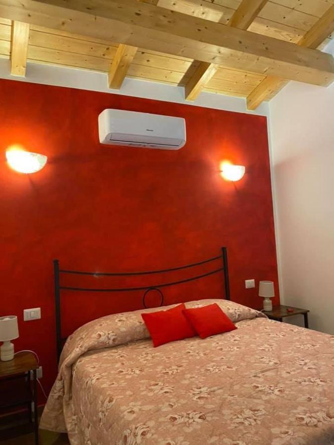 Il Melarancio Bed and Breakfast Pescia Romana Exteriör bild