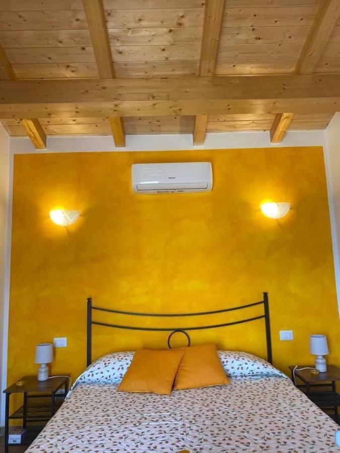 Il Melarancio Bed and Breakfast Pescia Romana Exteriör bild