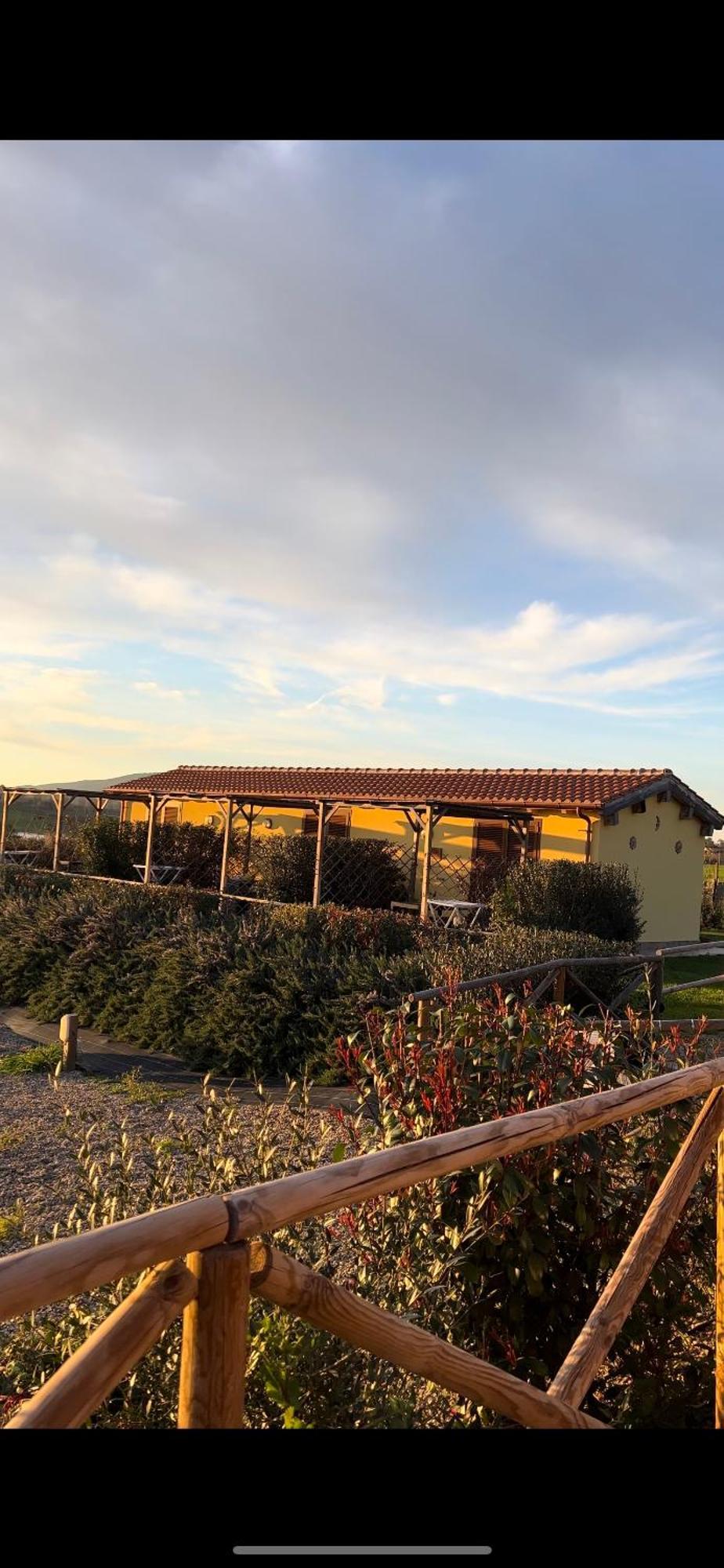 Il Melarancio Bed and Breakfast Pescia Romana Exteriör bild